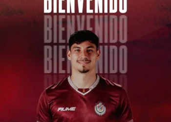 Alexander Oroz se convierte en nuevo jugador de CD La Serena