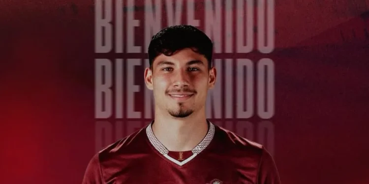 Alexander Oroz se convierte en nuevo jugador de CD La Serena