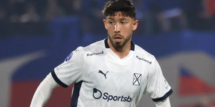 Desde Independiente anticiparon salida de Loyola: "Se nos va un jugador muy importante