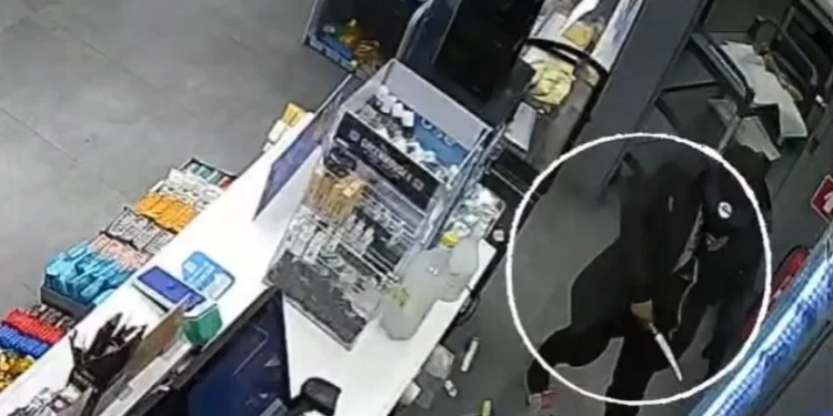 Dos detenidos: Desbaratan banda de adolescentes dedicada a robos en Coquimbo