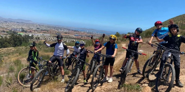 Escuela Mountainbike Chile cumple dos décadas formando ciclistas