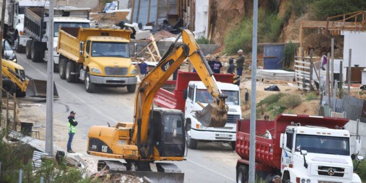 [Fotos] Se concretó desalojo de toma en el límite entre Quilpué y Villa Alemana