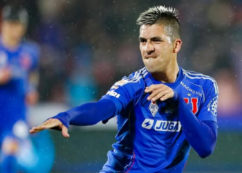 Leandro Fernández se despidió de la U con emotivo mensaje: "Amor incondicional siempre"