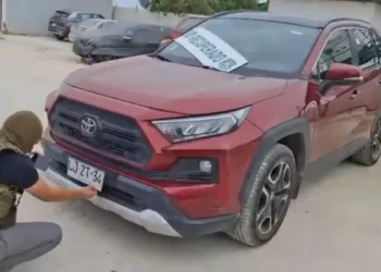 Recuperan vehículo robado en menos de 24 horas y detienen a pareja en Tongoy