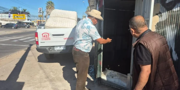 Retirarán kioscos abandonados en el sector de La Pampa en La Serena