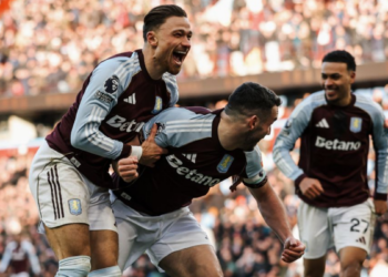 [Video] Aston Villa venció a Nottingham Forest para seguir presionando en el podio de la Premier