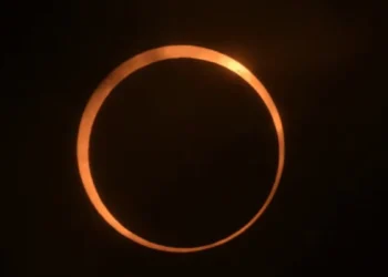 “Anillo de fuego” en el cielo: estas son las ciudades donde se observará el eclipse de este martes