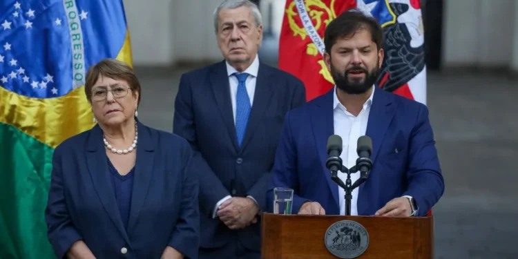 Boric oficializa candidatura de Bachelet a la ONU