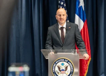 EE.UU defiende revocación de visas y cuestiona respuesta de Chile ante riesgos en telecomunicaciones