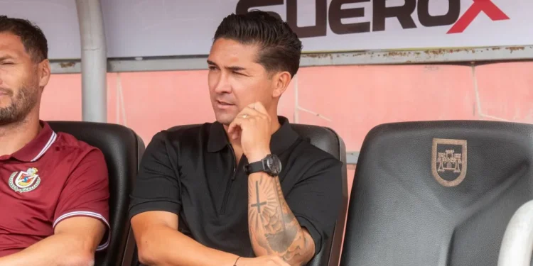 “Entiendo la frustración de la gente”: Los descargos del DT de La Serena tras polémico empate