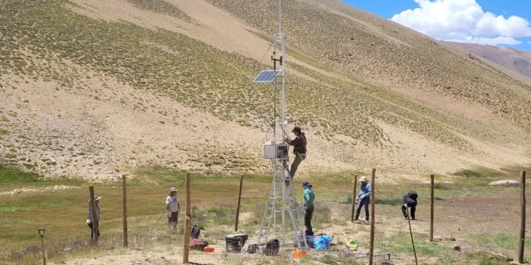 Instalan una nueva estación meteorológica para el monitoreo de nieve en el Limarí