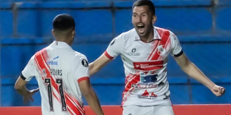 Nacional Potosí aprovechó la altitud y venció a Botafogo en la Copa Libertadores