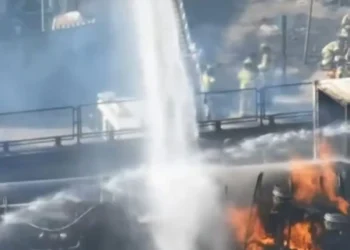 Presidente Boric confirma cuatro fallecidos tras explosión de camión con gas en la RM