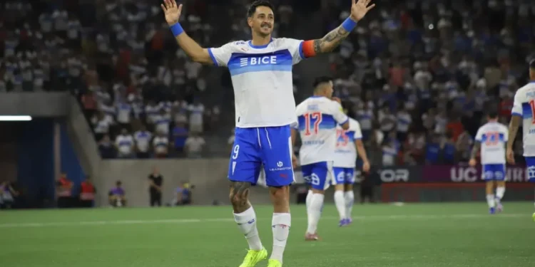 Universidad Católica se impone 3-1 a Coquimbo Unido y frena el impulso pirata