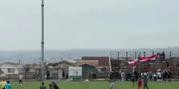 “Nuestros corazones están devastados": Quién era el hombre que murió baleado en un partido de fútbol en Valparaíso