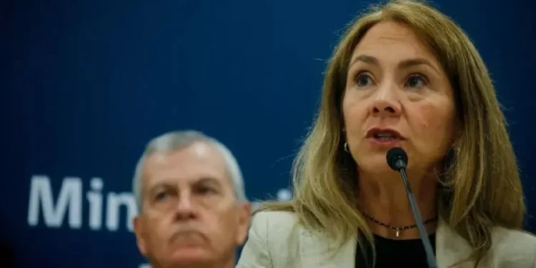 Presidenta de la CPC pide terminar con los feriados irrenunciables: "genera una merma muy importante"