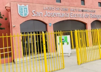 Registran agresión entre estudiantes en las afueras de liceo en Coquimbo