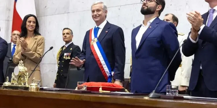“Sí, juro”: José Antonio Kast es investido como el 35° Presidente de Chile