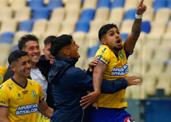 U. de Concepción batió a Palestino sobre la hora y saltó a la parte alta de la Liga