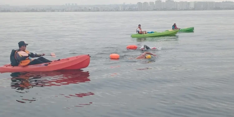 Un nuevo hito en aguas abiertas: Travesía histórica une La Serena y Coquimbo a puro pulmón