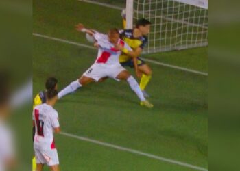 [VIDEO] Curicó empató ante San Luis con un polémico gol con la mano de Leandro Benegas