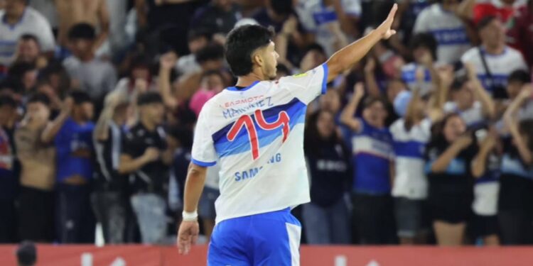 [VIDEO] Giani metió el centro y Martínez con gol de cabeza lo empató para la UC ante Everton