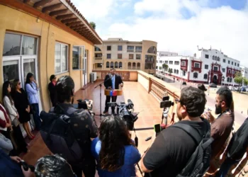 Víctor Pino asume como delegado presidencial y apunta a enfrentar la crisis del agua