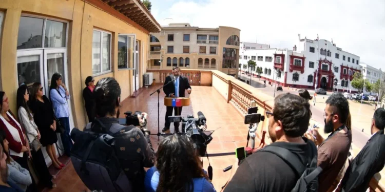 Víctor Pino asume como delegado presidencial y apunta a enfrentar la crisis del agua