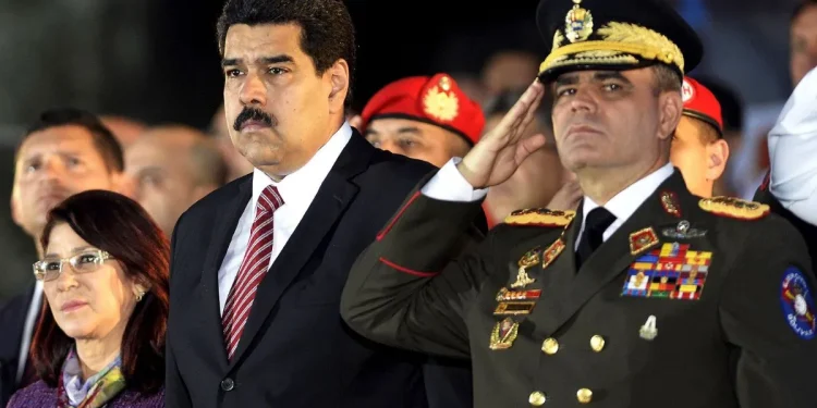 Vladimir Padrino López, el militar más leal a Nicolás Maduro que fue degradado en Venezuela