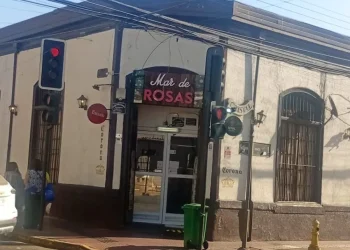 ¿Mar de Rosas? El Bacano abre con otro nombre pese a clausura por homicidio